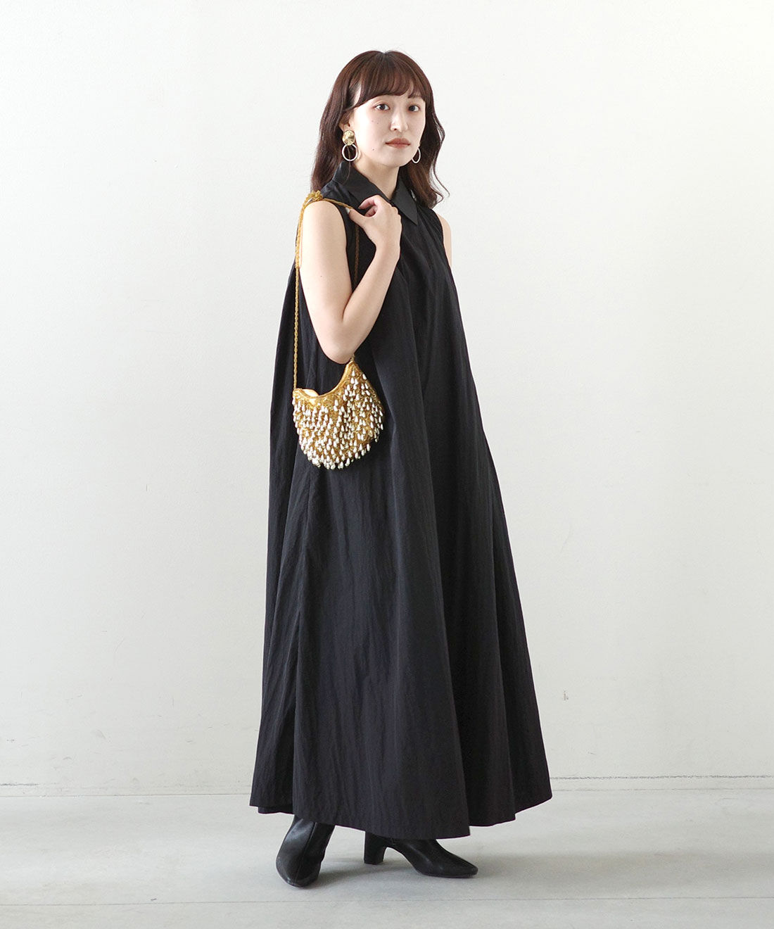 MEDE19F|高山都さんコラボ 撥水加工ワンピースのコーディネート|モデル身長： 156cm　Mサイズ着用