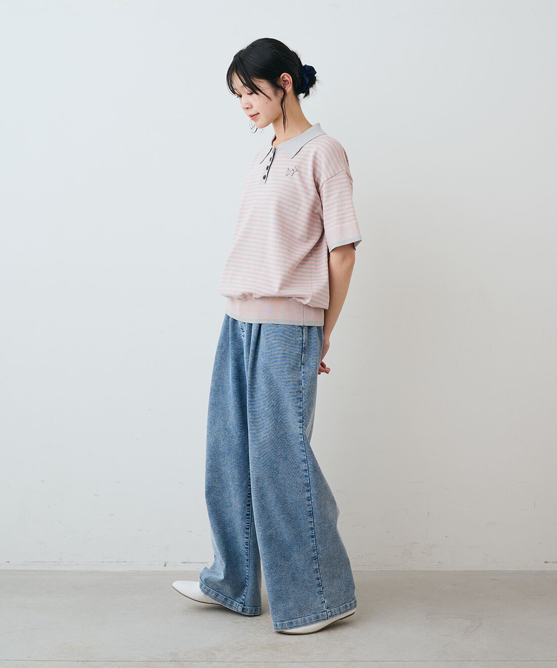 THREE FIFTY STANDARD|ケミカルウオッシュ加工のデニムパンツ　のコーディネート