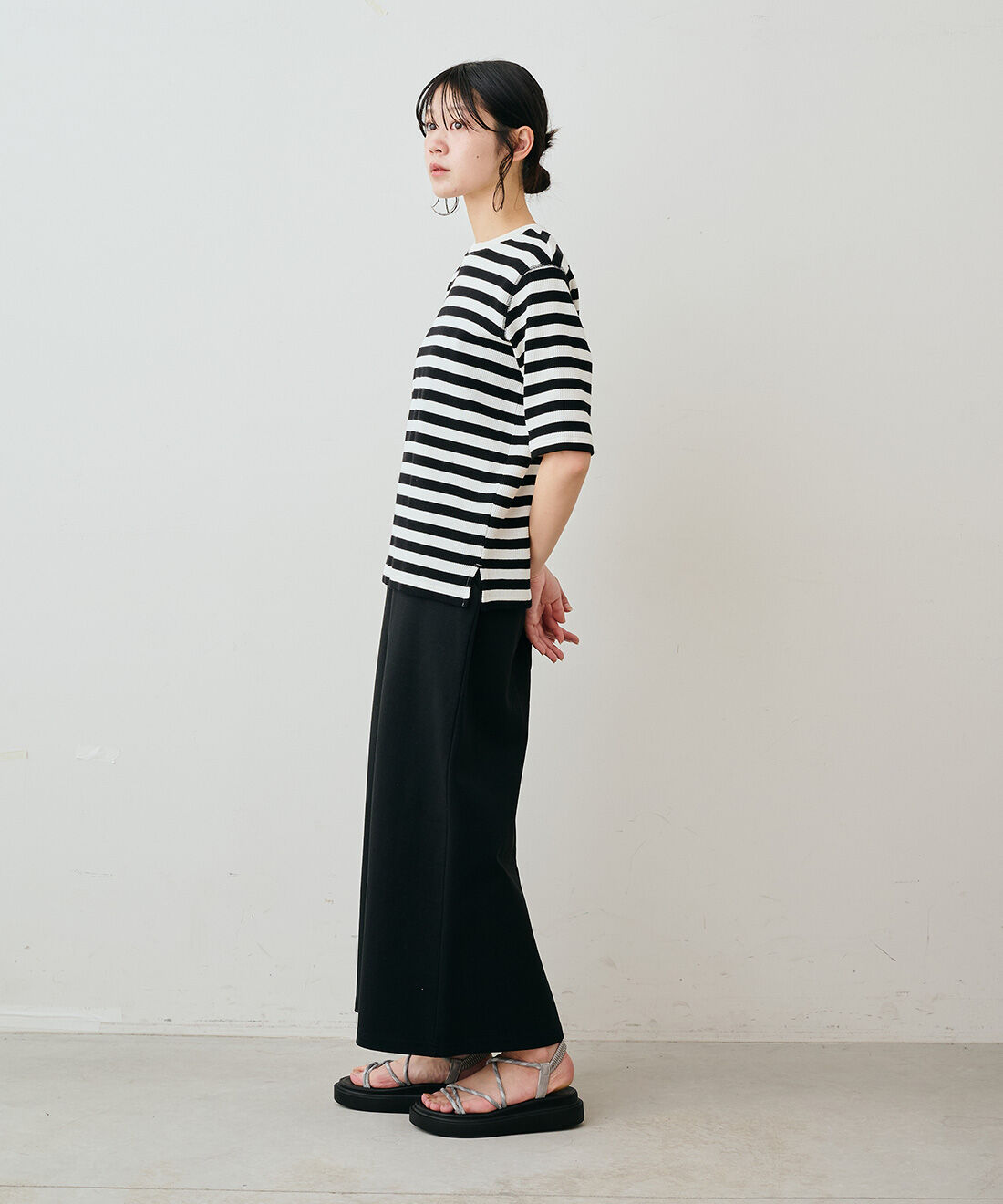 Live in  comfort|リブ イン コンフォート　Live love cotton（R）プロジェクト オーガニックコットンで仕立てた 着るだけで即こなれ感 ボーダーワッフルトップスの会|モデル身長：163cm　着用サイズ：M