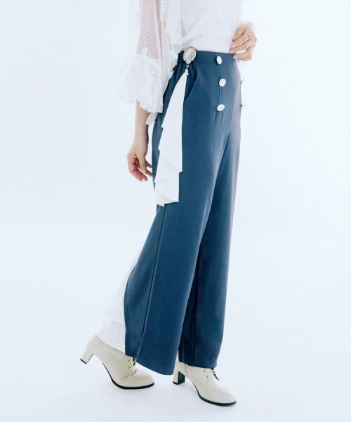 いつものボトムスにさっと添えるだけ